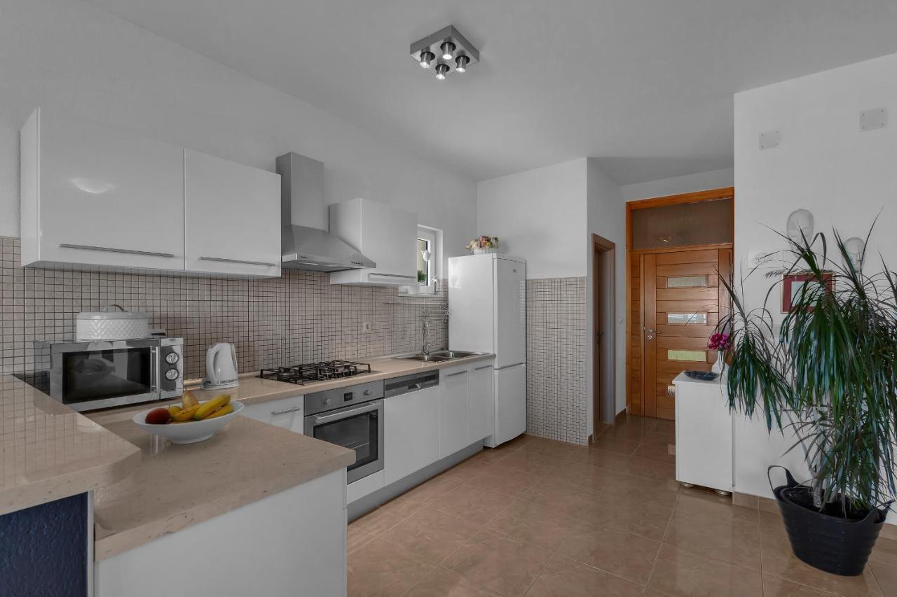 Stunning City View Apartment Makarska Extérieur photo