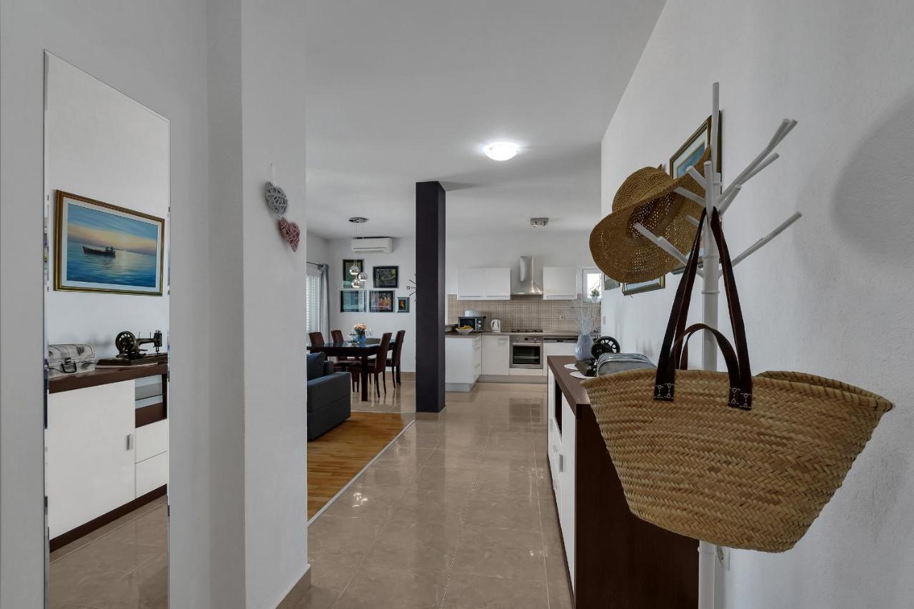 Stunning City View Apartment Makarska Extérieur photo